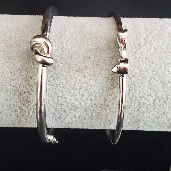 Kate Spade New York Silver Tone Knot and Bow Bangle Bracelet Set 2 Piece - Picture 2 of 8